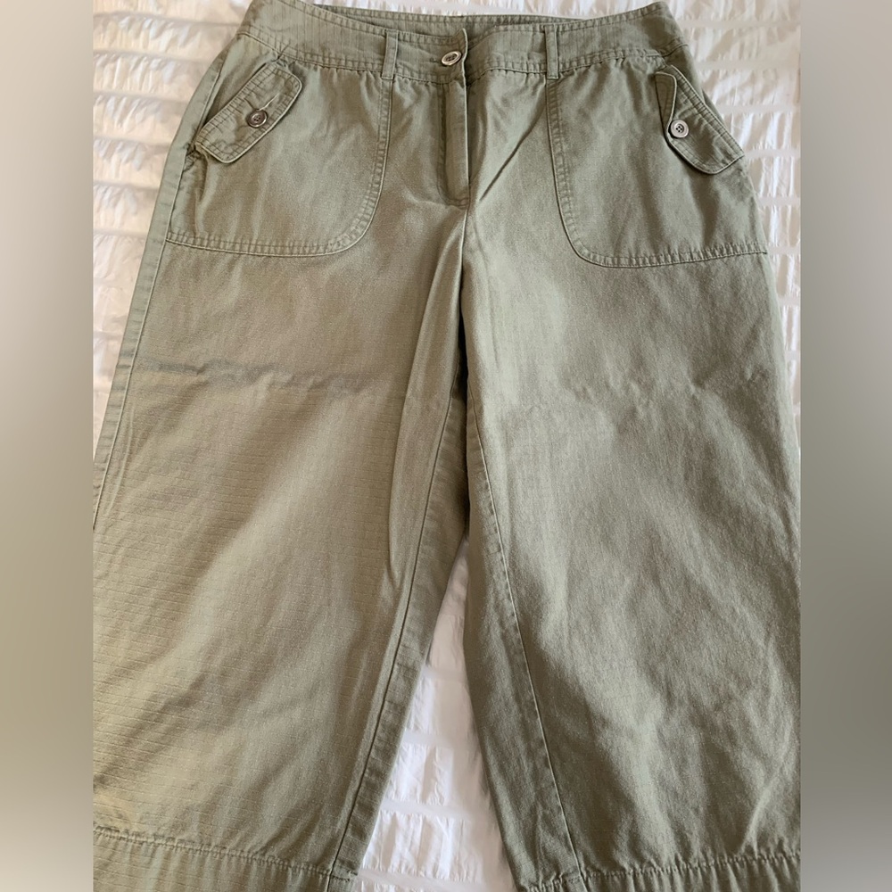Studio Works Petite Wide Leg Capri’s